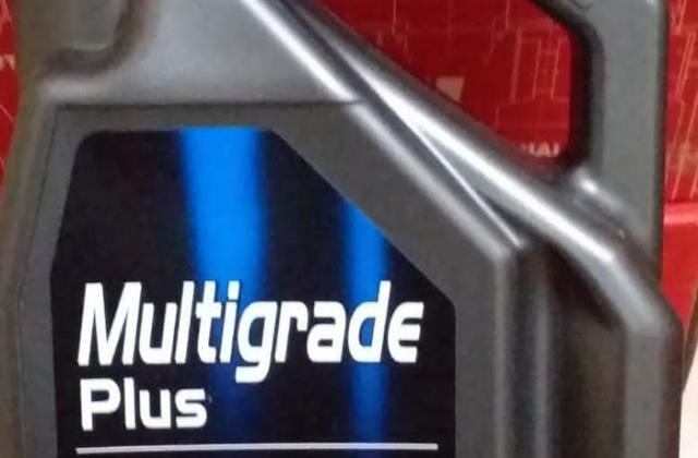 Oli Mobil Motul 10w40 - PinterMekanik