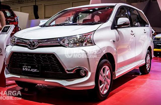 Toyota Avanza 2009:  Sebuah Ikon Mobil Keluarga di Indonesia