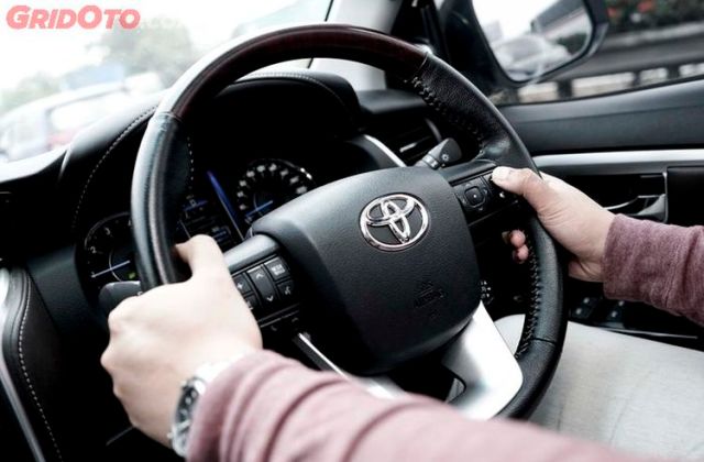 Mengupas Fitur Penyetelan Setir Mobil Rush: Kenyamanan dan Keamanan di Setiap Perjalanan