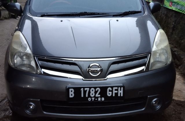 Jual Mobil Bekas Nissan Grand Livina Karawang - PinterMekanik