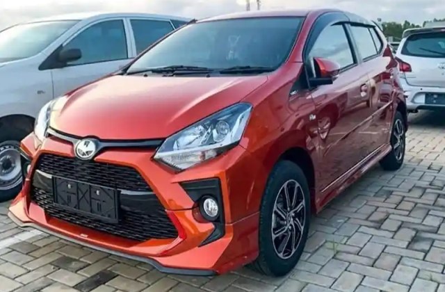 Agya Cicilan 1 Juta: Mimpi Mobil Baru Terjangkau atau Jebakan Betmen?