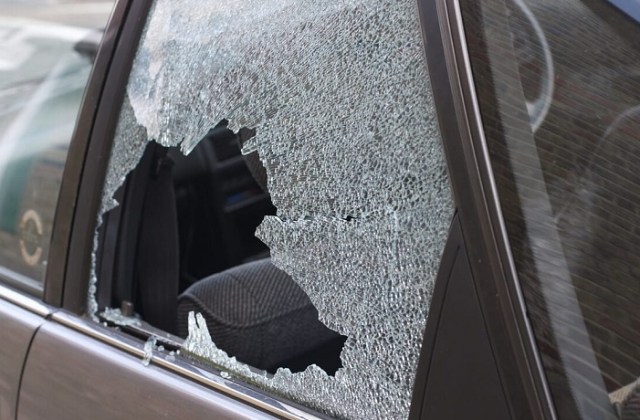 Harga Kaca Mobil Depan Mazda 2 - PinterMekanik