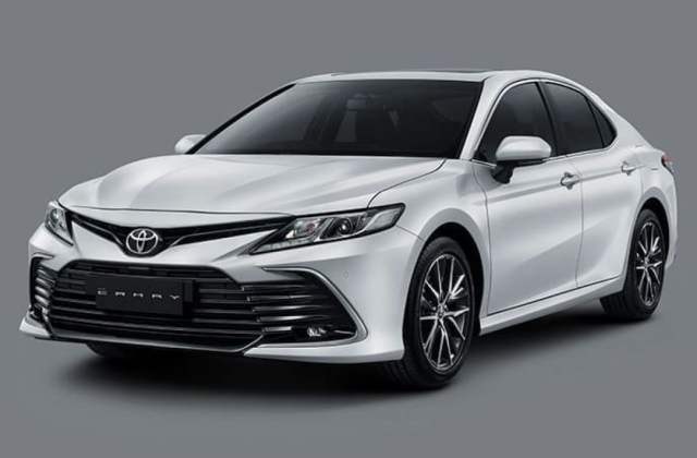Camry dan Konsumsi Bahan Bakar: Mitos vs Realita