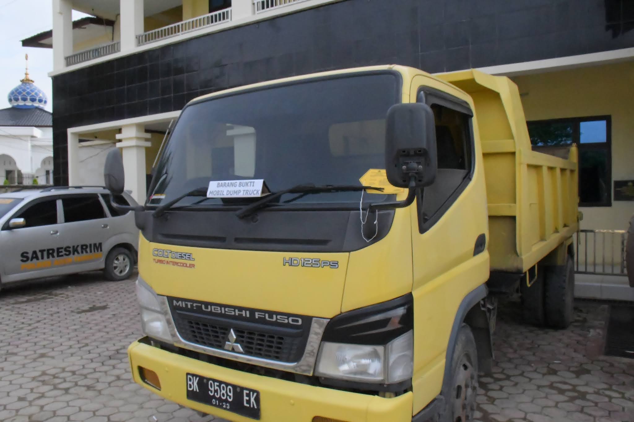 Harga Mitsubishi Canter Terbaru Aceh
