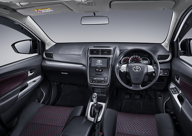 Toyota Veloz Interior
