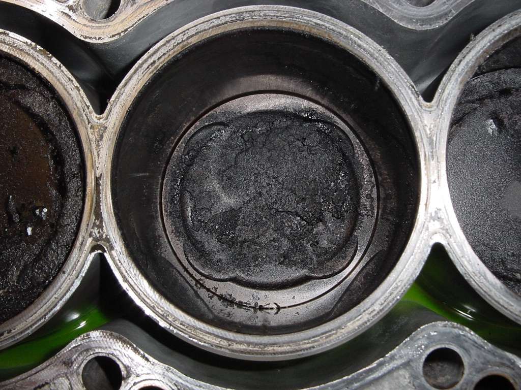 Celah Ring Piston Mobil Diesel
