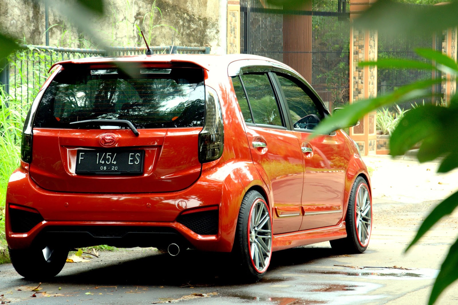 Modifikasi Daihatsu Sirion 2015 