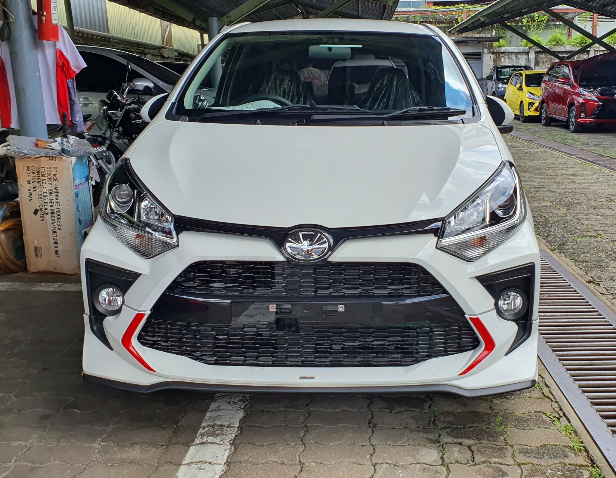 Toyota Agya Pontianak
