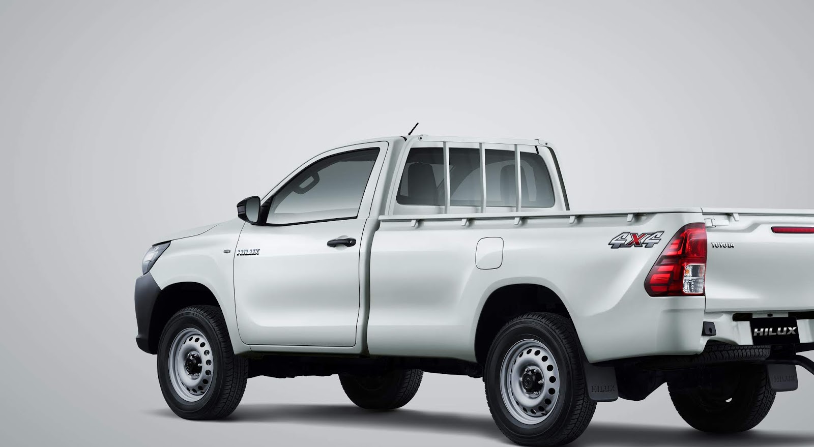 Kelebihan Toyota Hilux
