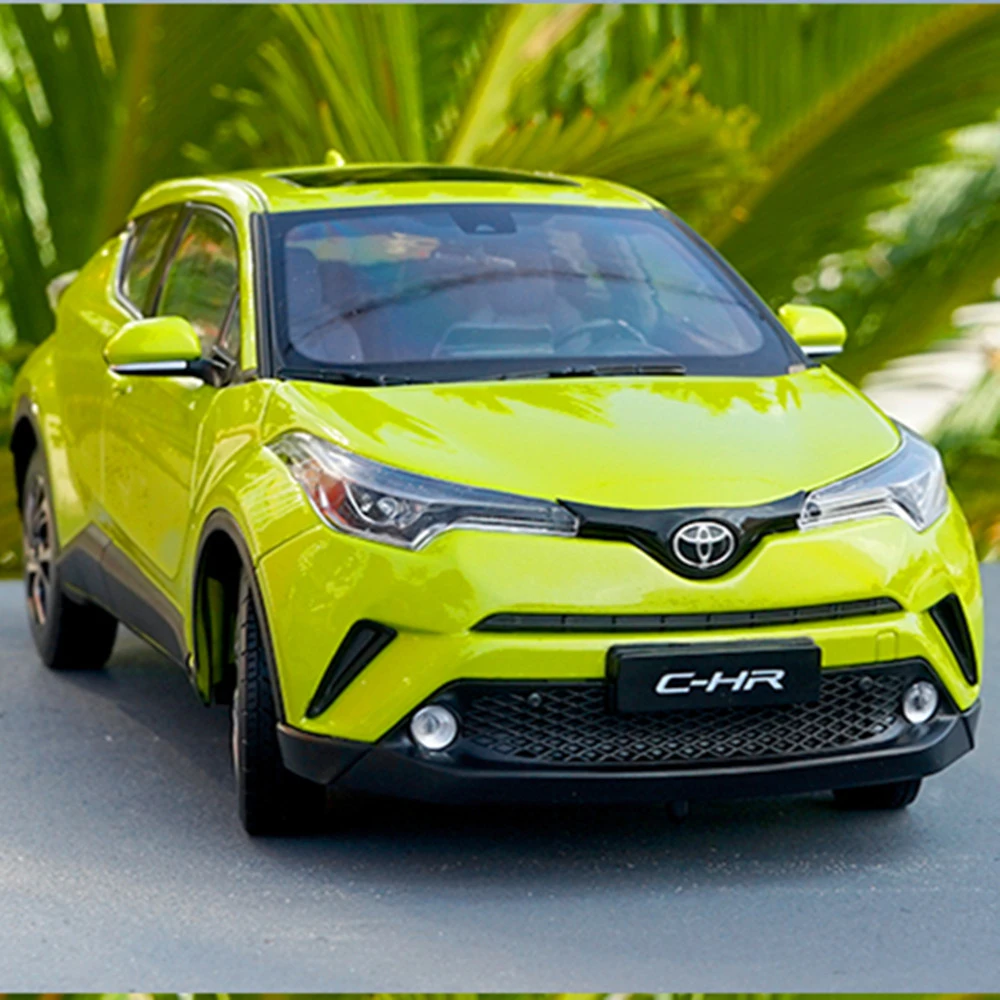 Toyota Chr Warna Kuning
