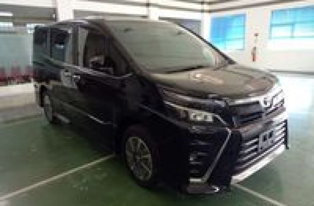 Toyota Voxy Fwd Atau Rwd
