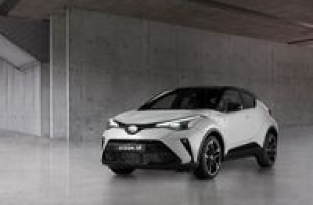 Toyota Chr Dijual
