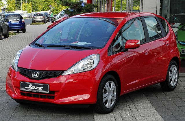 Kekurangan Honda Jazz Generasi Pertama 