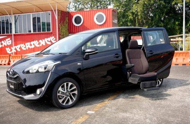 Toyota Sienta Harga
