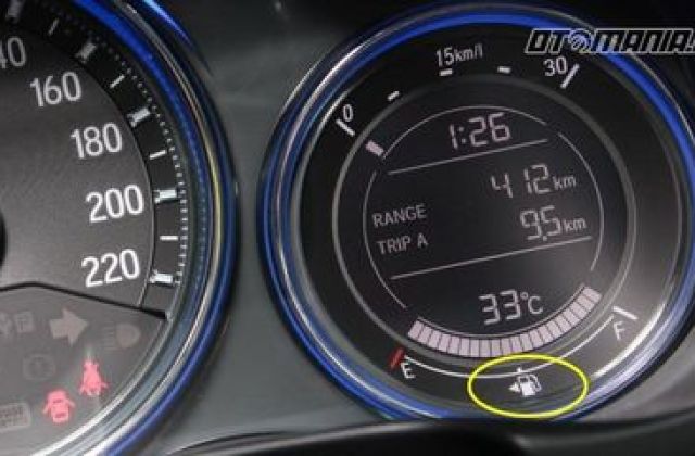 Tanda Segitiga Di Spedometer Cx5
