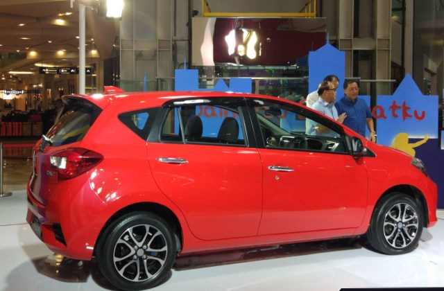 Harga Daihatsu Sirion Baru 