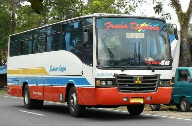 Spesifikasi Medium Bus Mitsubishi
