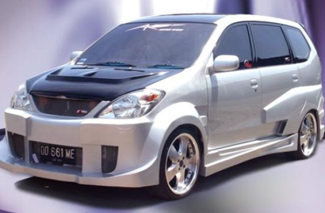 Modif Mobil Avanza 2010
