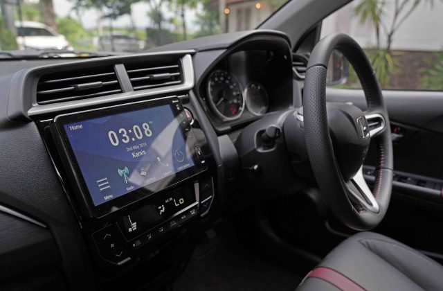 Modifikasi Interior Honda Brv 