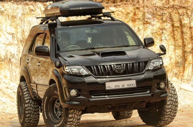 Toyota Fortuner Modif Offroad
