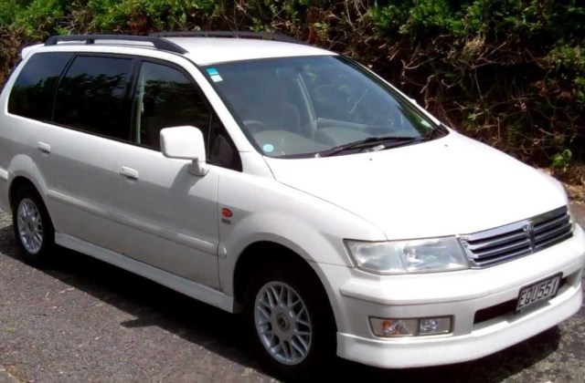 Kekurangan Dan Kelebihan Mitsubishi Grandis 2005
