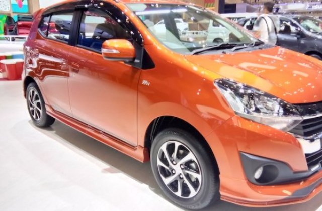 Spesifikasi Daihatsu Ayla 1 2 R 