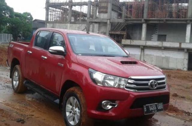 Toyota Hilux Bahan Bakar
