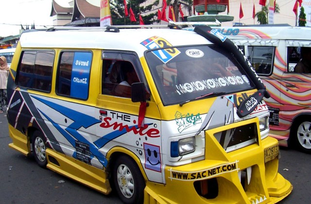 Modif Mobil Angkot
