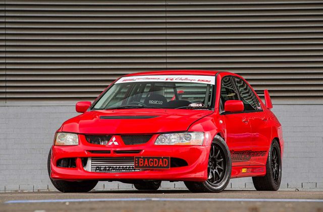 Modifikasi Mobil Mitsubishi Lancer 82
