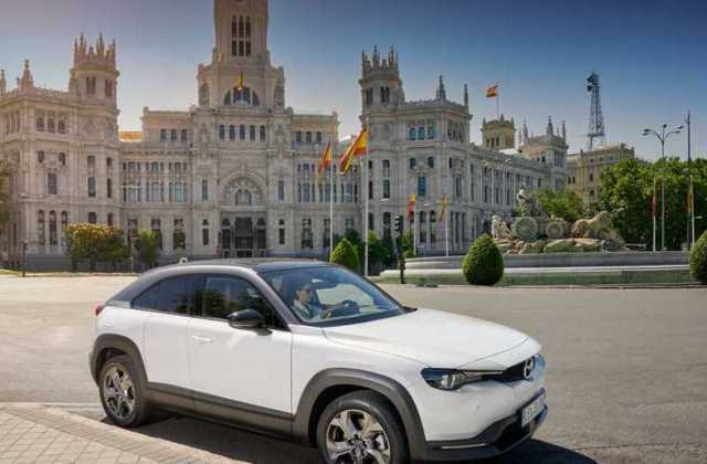 Nama Mobil Mazda

