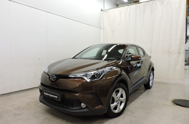 Toyota Chr Hitam
