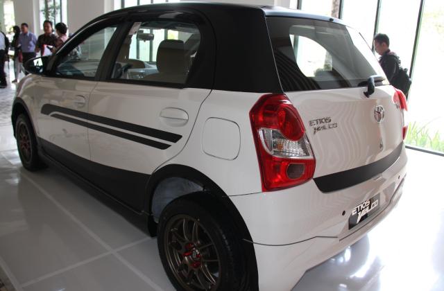 Modifikasi Mobil Etios Valco
