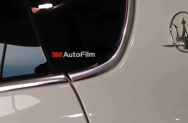 Ukuran Kegelapan Kaca Film Mobil
