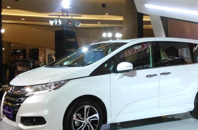Mobil Honda Untuk Keluarga
