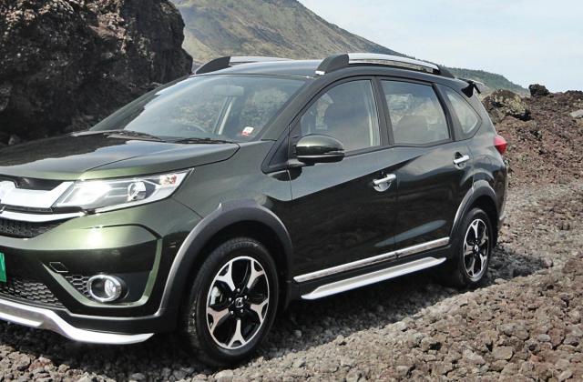 Kelebihan Dan Kekurangan Honda Brv 