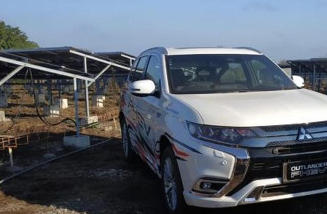 Kapasitas Oli Mesin Mitsubishi Outlander

