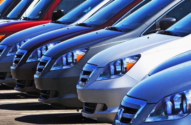 Mobil Tahun 90an Yang Paling Irit
