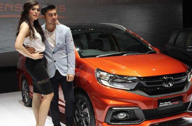 Honda Mobilio Modifikasi Warna Merah 