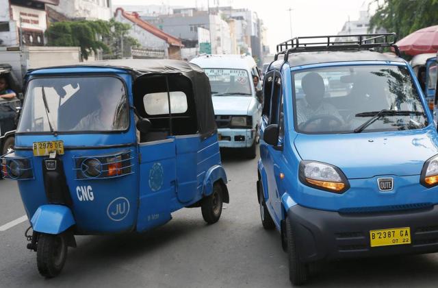 Cara Beli Mobil Bajaj Qute
