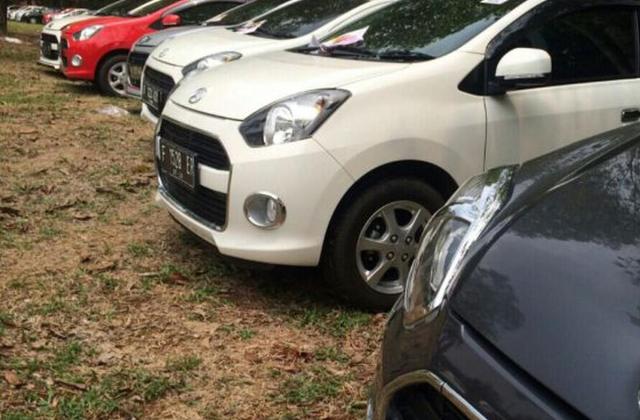 Kelebihan Kekurangan Daihatsu Ayla Matic 