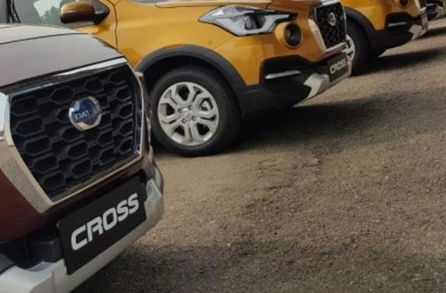 Harga Mobil Nissan Cross 