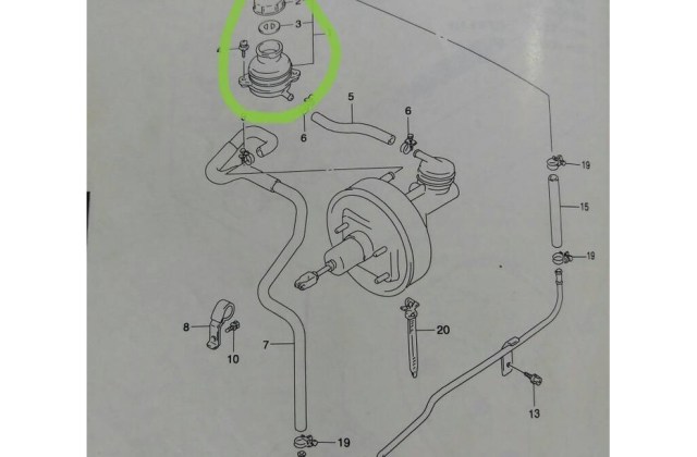 Tempat Minyak Rem Mobil Carry 1.5
