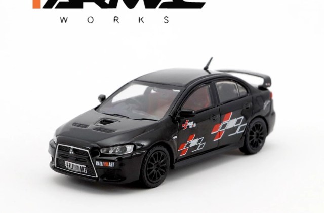 Lancer Evo 5 Hitam
