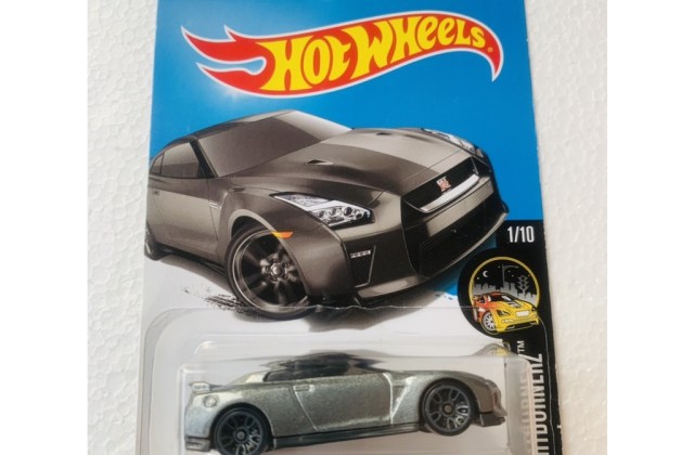 Jual Beli Mobil Nissan Skyline 