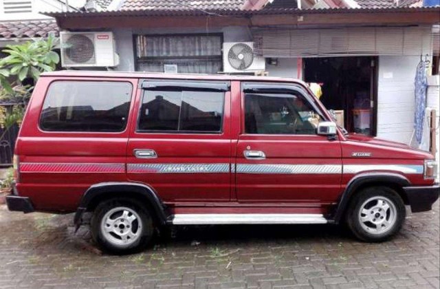 Toyota Kijang Grand Extra 1993
