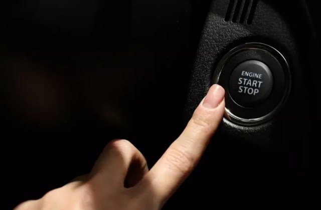 Cara Menghidupkan Mobil Fortuner Manual
