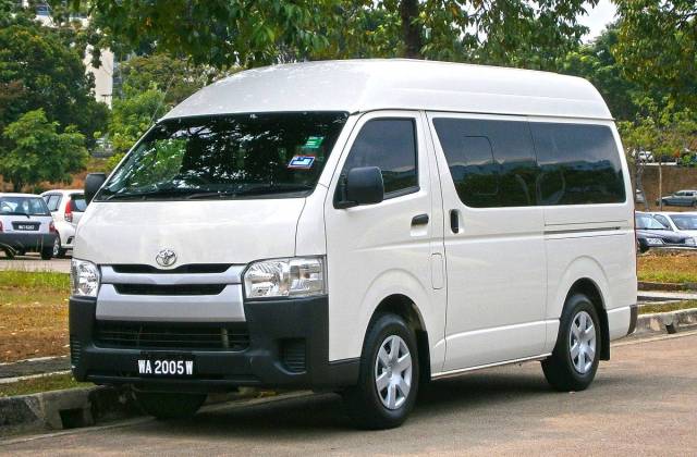 Toyota Hiace Kapasitas
