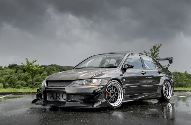 Lancer Evolution 7 Bekas
