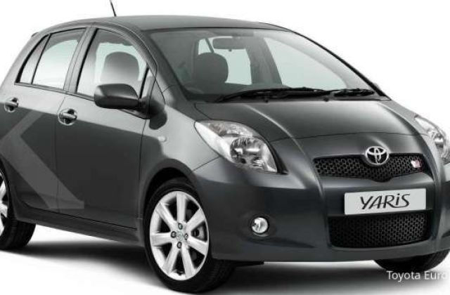 Perbandingan Yaris Bakpau Vs Swift
