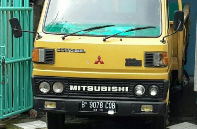 Harga Truk Mitsubishi Tahun 1993
